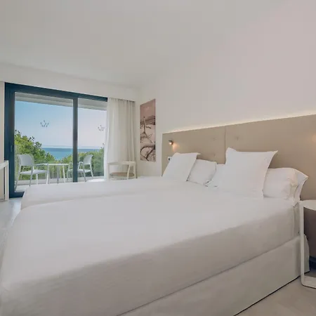 Iberostar Waves - Adults Only